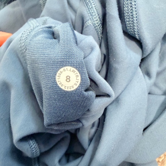 Lululemon Align High Rise Short 2” - Picture 3 of 3